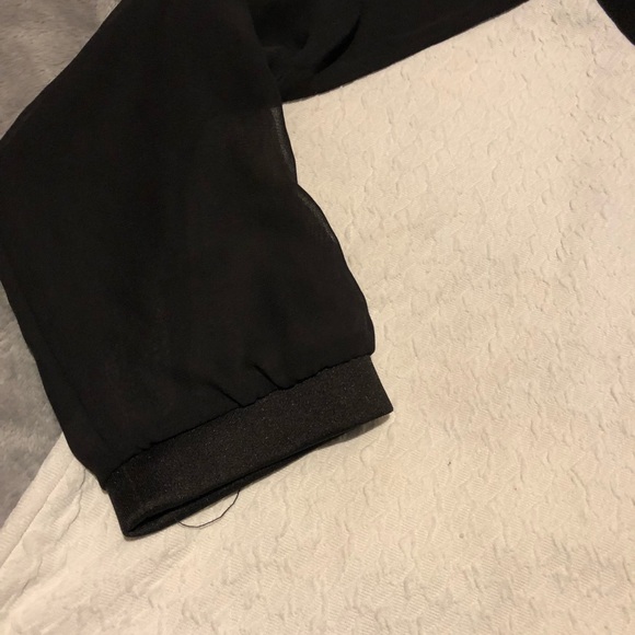 Rue 21 Top - Picture 2 of 5